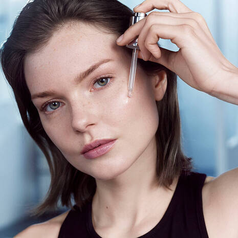 DƯỠNG CHẤT (SERUM) TRẺ HOA DA ADVANCED GENIFIQUE